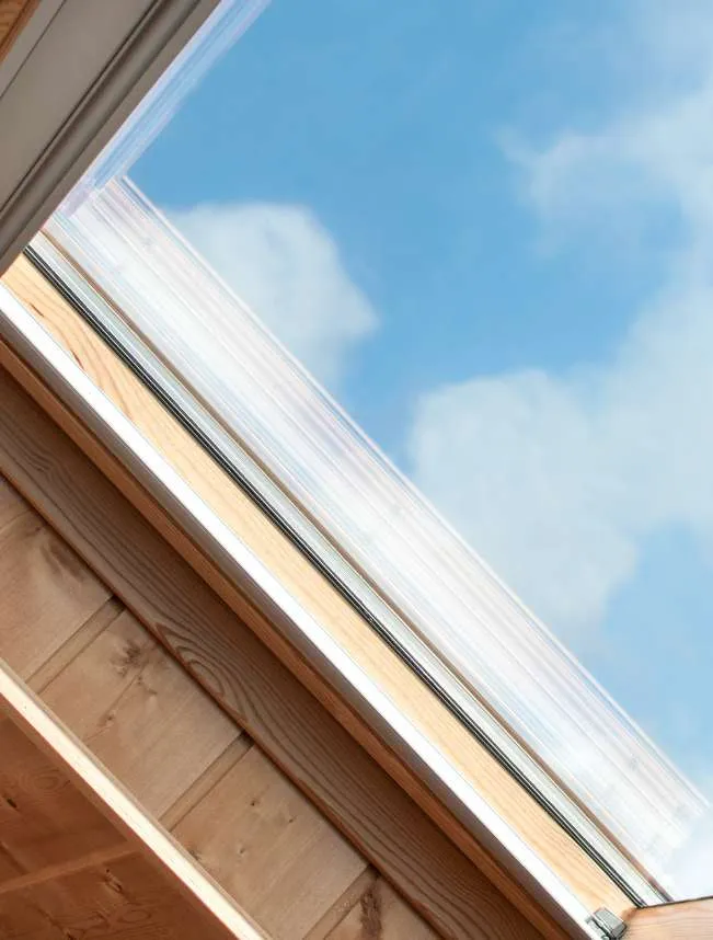Installation de fenêtres de toiture VELUX